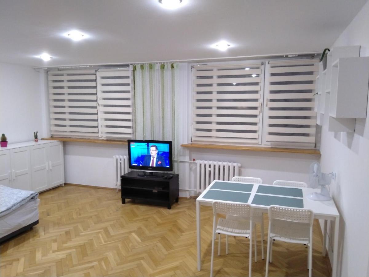 Apartament Zielona Wierzba Blisko Sky Tower Breslávia Exterior foto